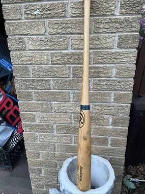 Rawlings Big Stick Adirondack Wood Baseball Bat with Blue Ring GUC!